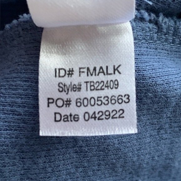 Tommy Bahama Sweatshirt - Picture 7 of 7